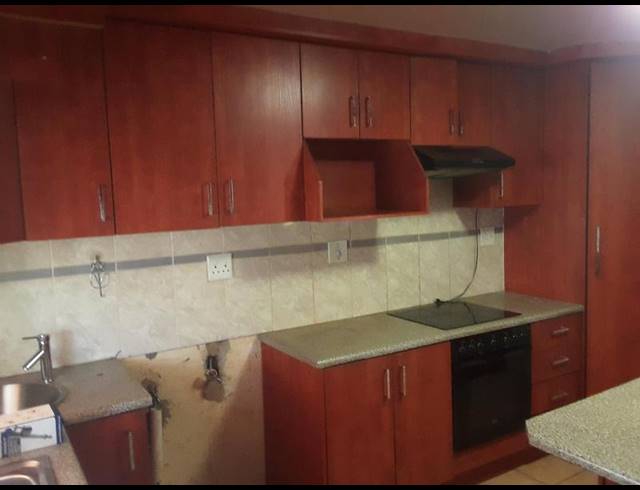 3 BEDROOM HOUSE FOR SALE IN LOTUS GARDENS